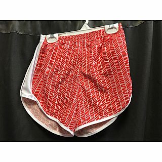 Azarhia Short Herringbone Red AL